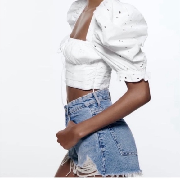 Zara cropped eyelet top white present sleeves balloon bell sleeves - Picture 3 of 8